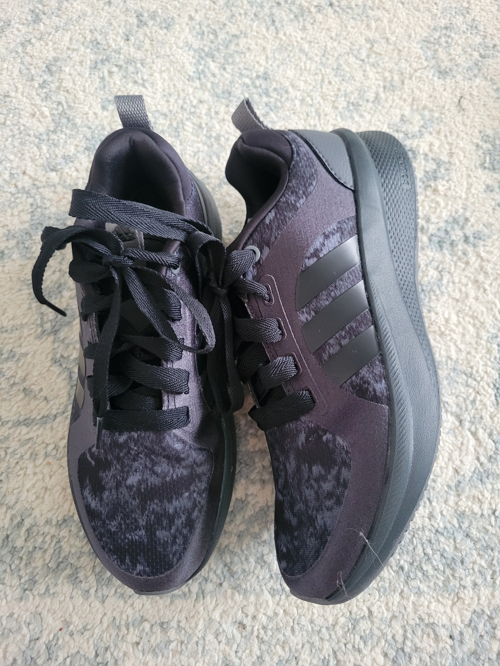 Adidas Women's Edge Lux 6.0 sneakers Size 8